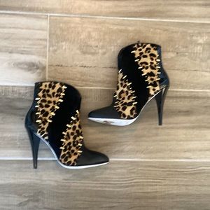 Beverly Feldman 8 1/2 Chaos animal leopard calf mixed leather booties